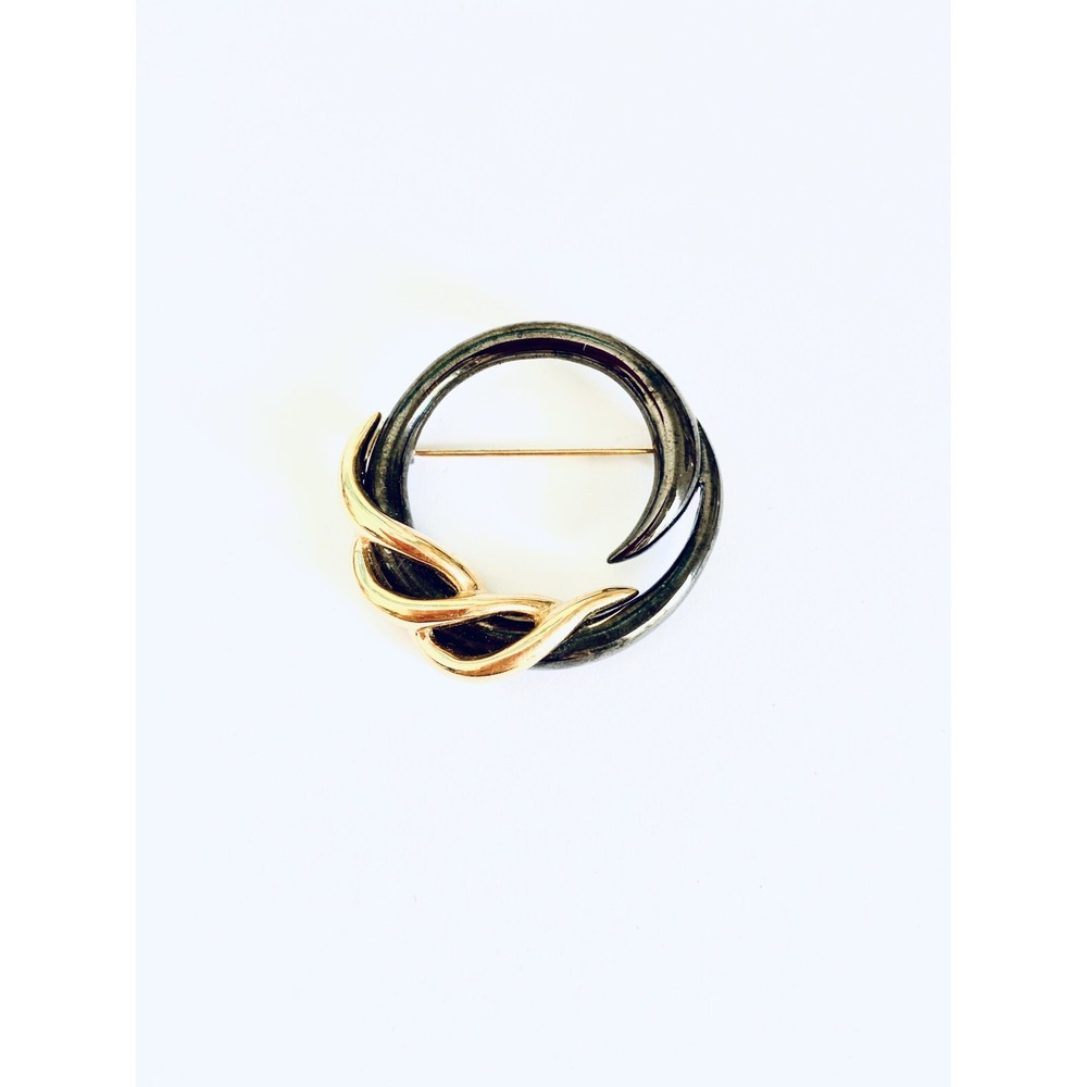 Vintage Beautiful Monet Textured Two Tone Swirled Wreath Shape Brooch Signed